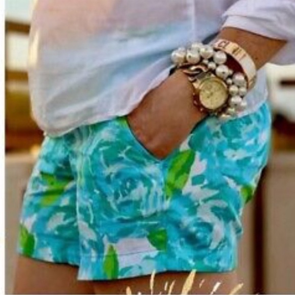 Lilly Pulitzer The Callahan Short in First Impression Poolside Blue - Picture 3 of 8